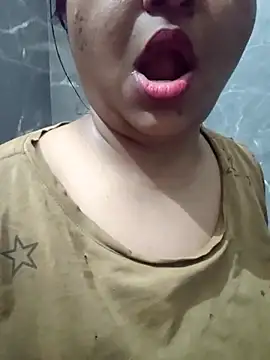 bitch-horny online show from 10/26/25, 02:34