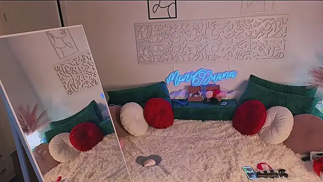 Mari69Juana online show from 10/12/25, 06:07