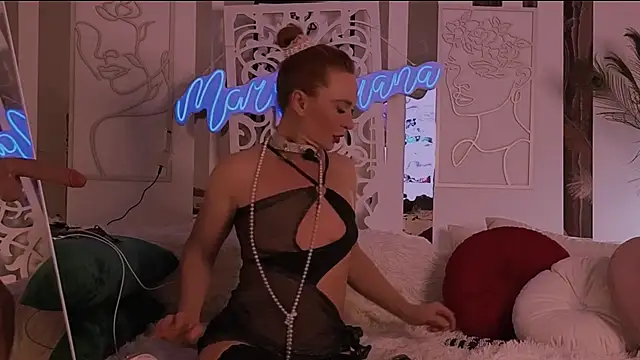 Mari69Juana online show from 11/06/25, 08:21