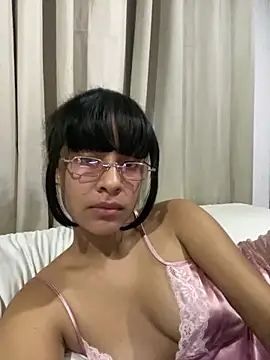 Snapshot of yourbabysquirt chatting on 11/18/25, 05:34 yourbabysquirt online show from 11/18/25, 05:34