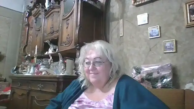 Lala-Love56 online show from 09/21/25, 04:52