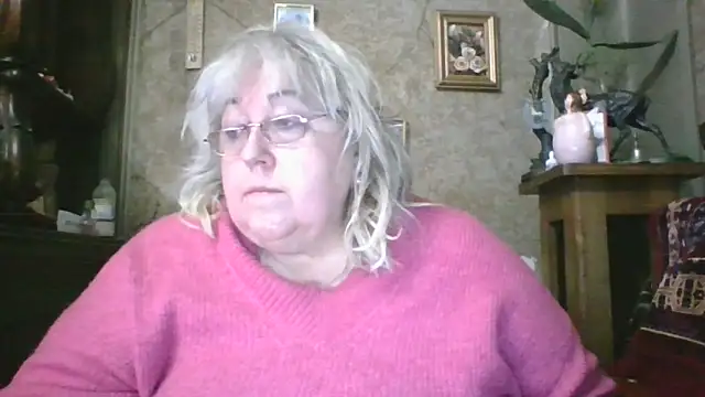 Lala-Love56 online show from 04/07/26, 09:04