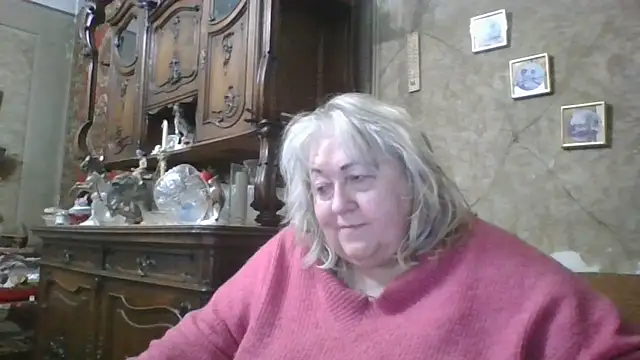 Lala-Love56 online show from 04/22/26, 09:27