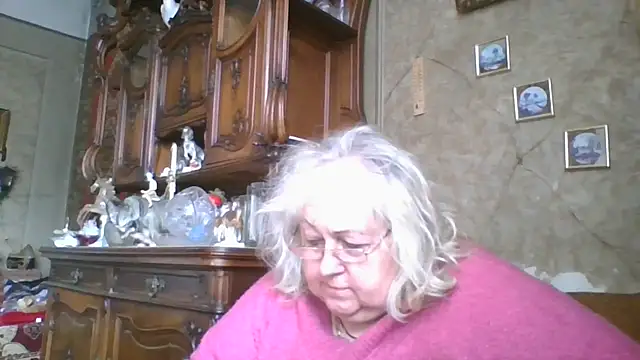 Snapshot of Lala-Love56 chatting on 06/05/26, 02:56 Lala-Love56 online show from 06/05/26, 02:56