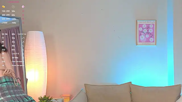 OliviaKis  online show from 11/22/25, 07:18