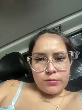 amberbakee online show from 10/19/25, 04:18