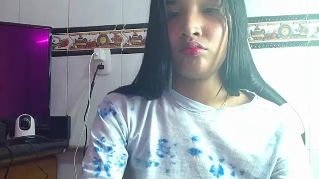 Snapshot of Baby_kinky-- chatting on 09/14/25, 03:27 Baby kinky-- online show from 09/14/25, 03:27