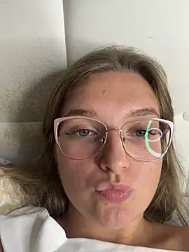 Bellatrisssaa online show from 09/16/25, 06:31