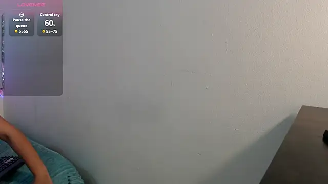 Valeryxs online show from 09/29/25, 06:57