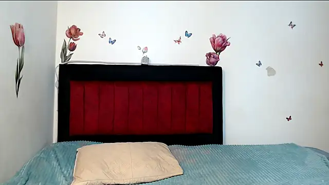 Valeryxs online show from 04/18/26, 01:31