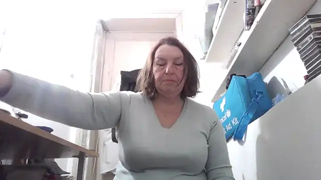 AnnaLive570 online show from 04/23/26, 04:24