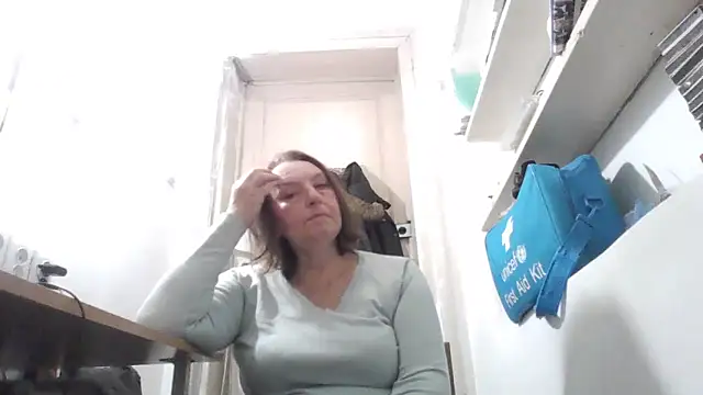 AnnaLive570 online show from 04/23/26, 12:29