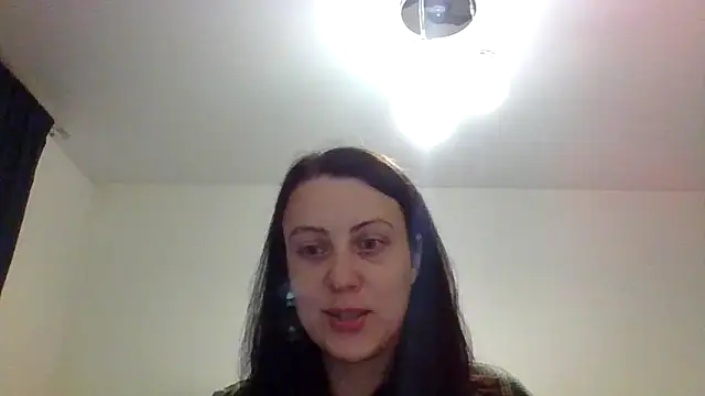 Snapshot of Nyrella chatting on 11/17/25, 07:30 Nyrella online show from 11/17/25, 07:30