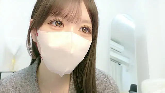 roachan  online show from 07/23/26, 02:37