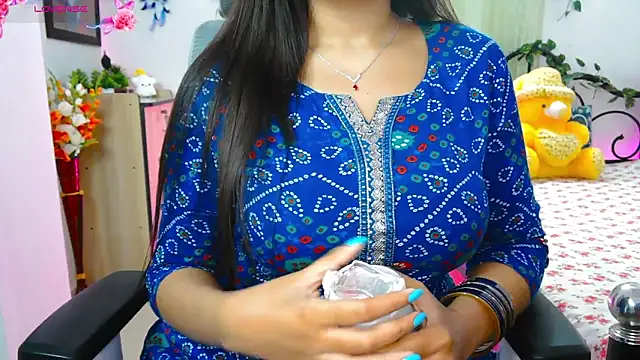 WildDimpi 0 online show from 10/31/25, 06:09