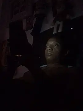 elpeluchenegroxxx3 online show from 10/09/25, 01:20