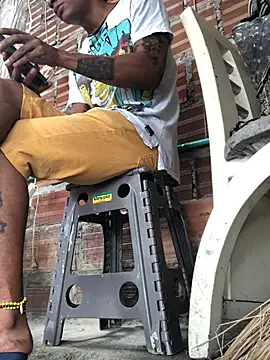 elpeluchenegroxxx3 online show from 03/08/26, 05:28