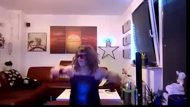 hellgirl1980 online show from 04/22/26, 02:03