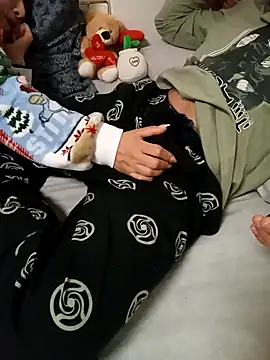 Andr3s69xxx online show from 01/17/26, 11:52