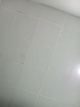 Andr3s69xxx online show from 02/15/26, 07:54