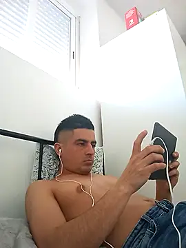 Andr3s69xxx online show from 02/21/26, 02:18