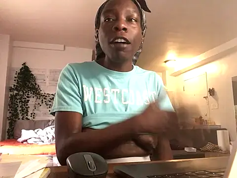 littyleesh1 online show from 09/24/25, 01:36