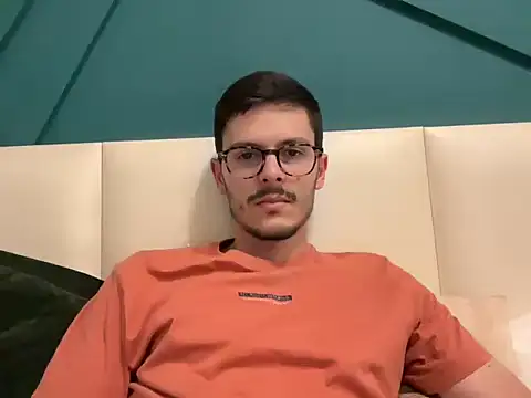 Snapshot of gabemodel chatting on 09/10/25, 11:38 gabemodel online show from 09/10/25, 11:38