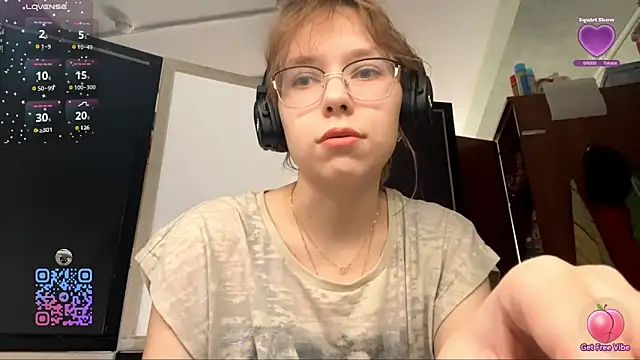 Snapshot of LouieRutt chatting on 09/28/25, 09:25 LouieRutt online show from 09/28/25, 09:25