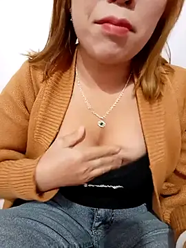 keobong-00 online show from 12/17/25, 12:49