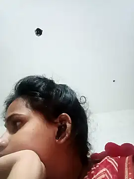 Snapshot of Km_shilpa chatting on 10/28/25, 03:58 Km shilpa online show from 10/28/25, 03:58