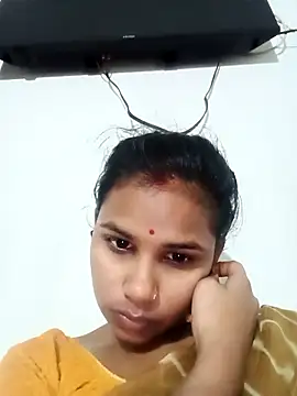 Snapshot of Km_shilpa chatting on 11/04/25, 04:39 Km shilpa online show from 11/04/25, 04:39