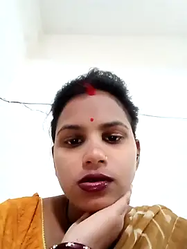 Snapshot of Km_shilpa chatting on 11/16/25, 07:14 Km shilpa online show from 11/16/25, 07:14