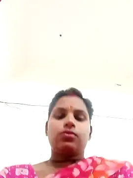 Snapshot of Km_shilpa chatting on 11/18/25, 07:02 Km shilpa online show from 11/18/25, 07:02