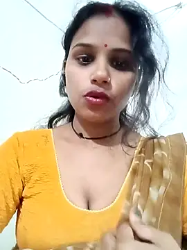 Snapshot of Km_shilpa chatting on 12/05/25, 07:06 Km shilpa online show from 12/05/25, 07:06