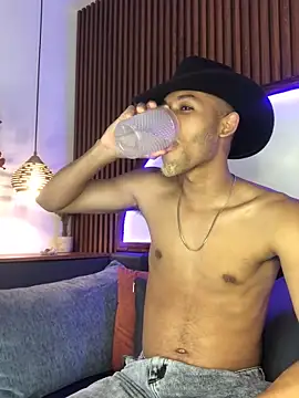 B Wild online show from 11/04/25, 04:00