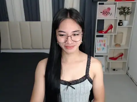 Snapshot of Asian_Petite_Marian chatting on 09/10/25, 06:02 Asian Petite Marian online show from 09/10/25, 06:02