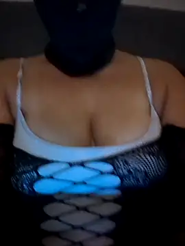 Snapshot of Jolielatina chatting on 09/10/25, 08:31 Jolielatina online show from 09/10/25, 08:31