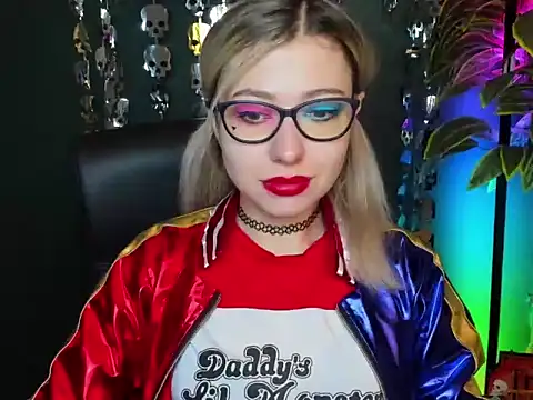 loveHeidi online show from 10/31/25, 05:30