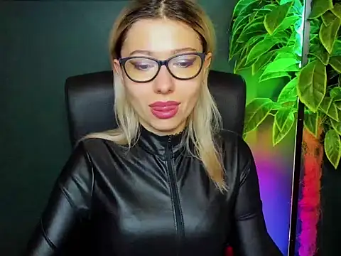 loveHeidi online show from 11/25/25, 05:29