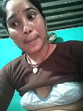 Snapshot of Hot_cupal chatting on 09/24/25, 06:39 Hot cupal online show from 09/24/25, 06:39