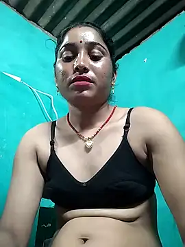 Snapshot of Hot_cupal chatting on 10/03/25, 04:37 Hot cupal online show from 10/03/25, 04:37