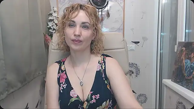 KatrinAlluring online show from 10/14/25, 04:24