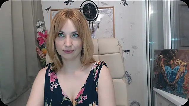 KatrinAlluring online show from 04/22/26, 05:43