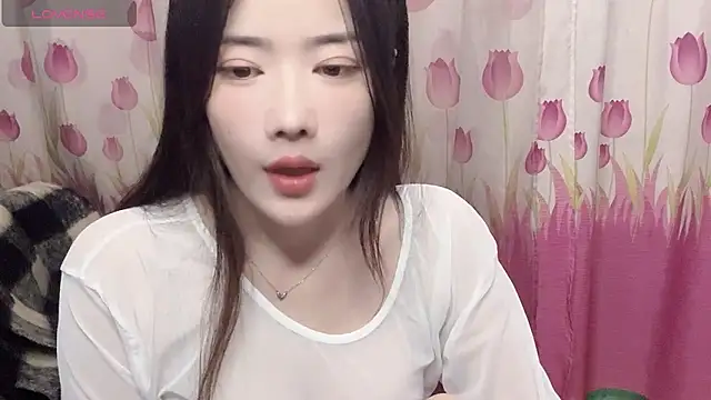 Tuidin online show from 09/26/25, 07:01