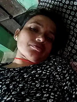 Snapshot of KIRTI12_HOT chatting on 10/10/25, 03:44 KIRTI12 HOT online show from 10/10/25, 03:44
