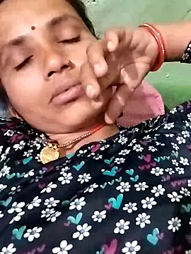 KIRTI12 HOT online show from 10/31/25, 05:03