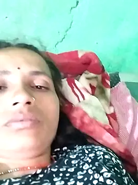 KIRTI12 HOT online show from 11/22/25, 08:41