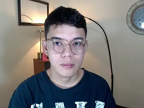 keirflorianxx online show from 10/01/25, 07:36