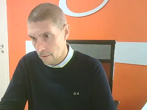 max79ve31 online show from 10/22/25, 11:32