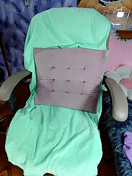 LadyMaiMai online show from 11/21/25, 12:54